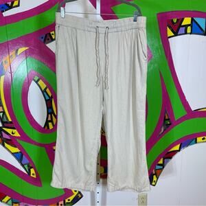 Naturals Denim & Co. Linen Blend Pants. Tan. Size LP. Excellent condition!